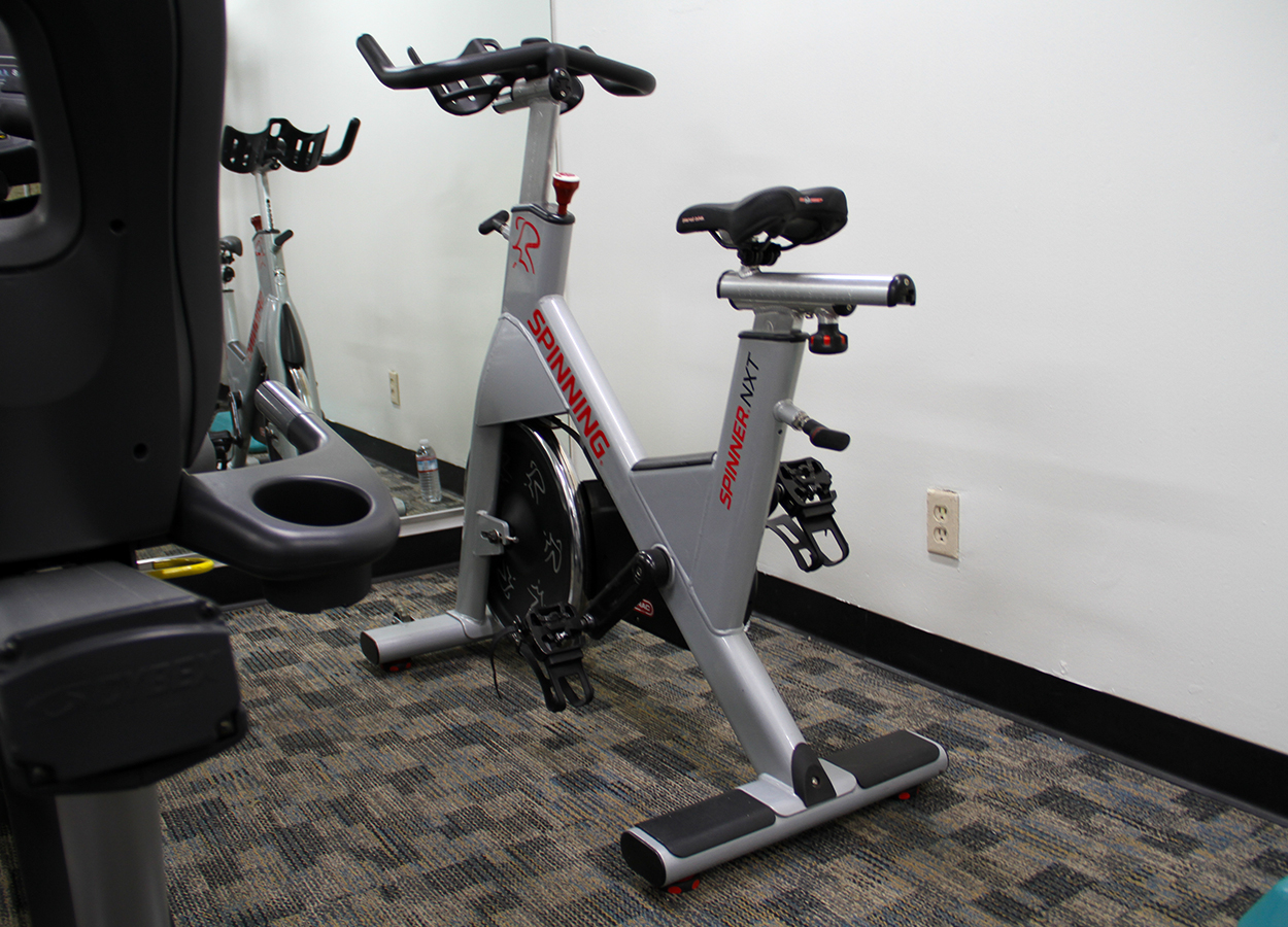 Van Nuys, California Commerical Fitness Apartment Complex